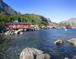 Nusfjord Lofoten by Sonia Arrepia www.visitnorway.com